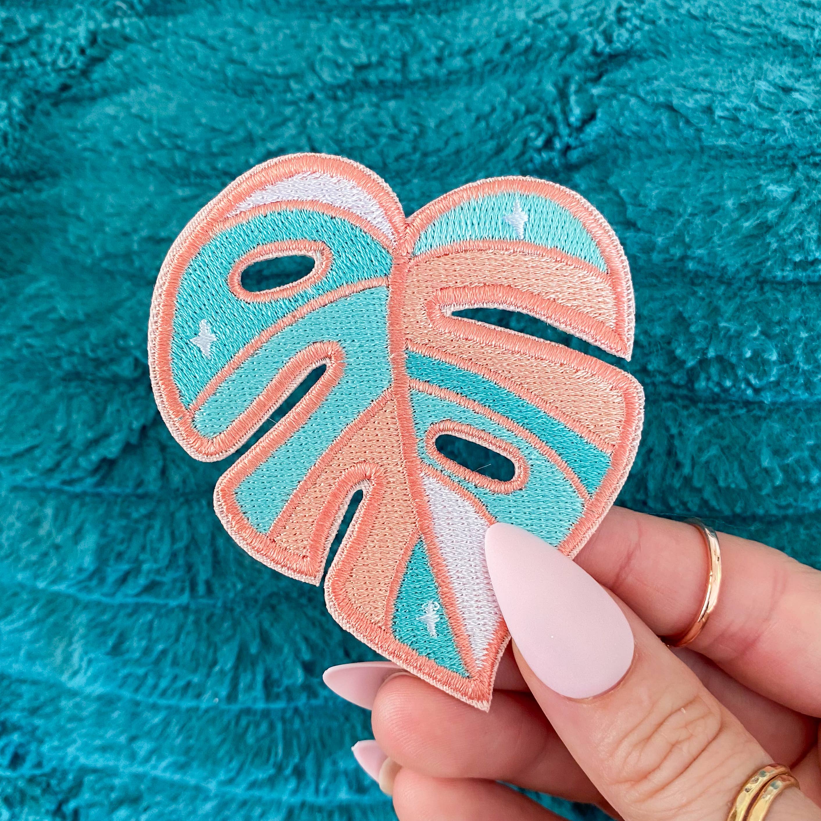 Chelzart - Wholesale Patch - Monstera Leaf Embroidered Patch | Plant Iron on Patch5