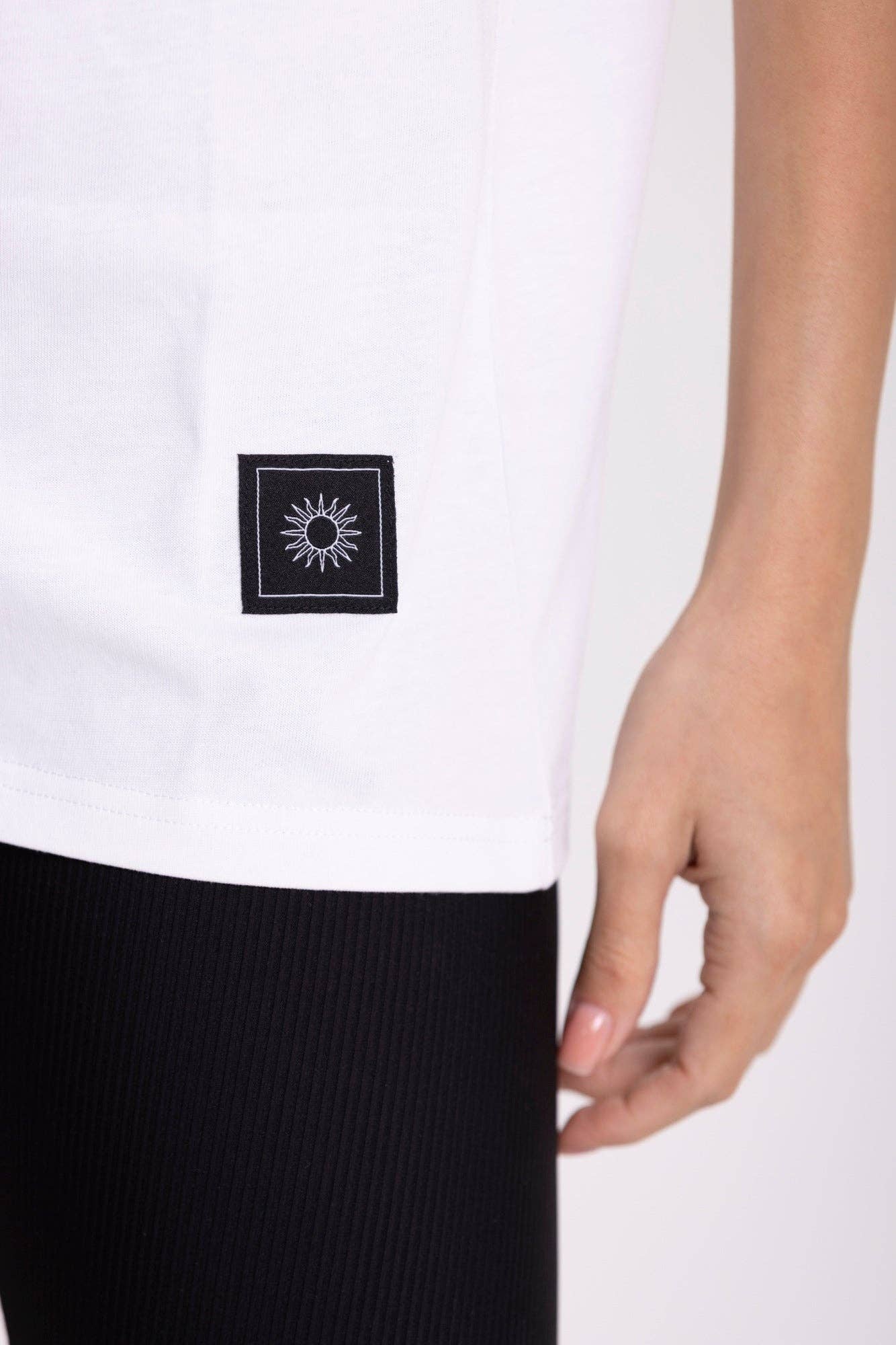 Onamaste - Vendita all'ingrosso Maglietta - Donna - T-shirt oversize8