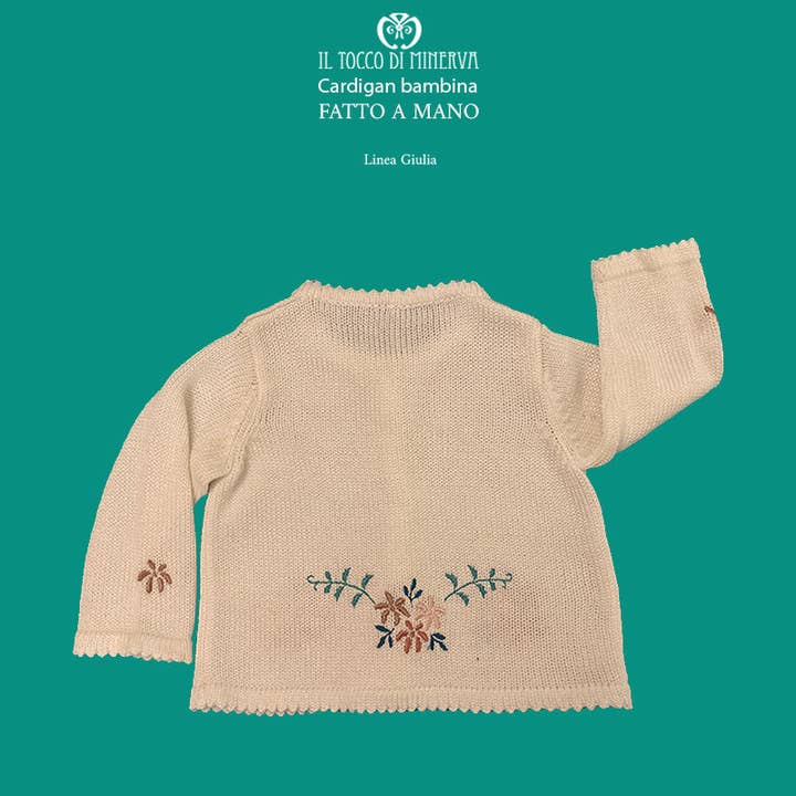 Cardigan pour fille en soie blanche Ligne Giulia - Fait main pour la vente par Il Tocco di Minerva