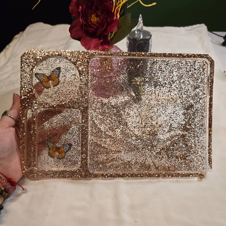 Chaotic Crystal Chick Co. - Venta al por mayor Bandejas decorativas - Bandeja de Resina con Chips de Cristal Dentro