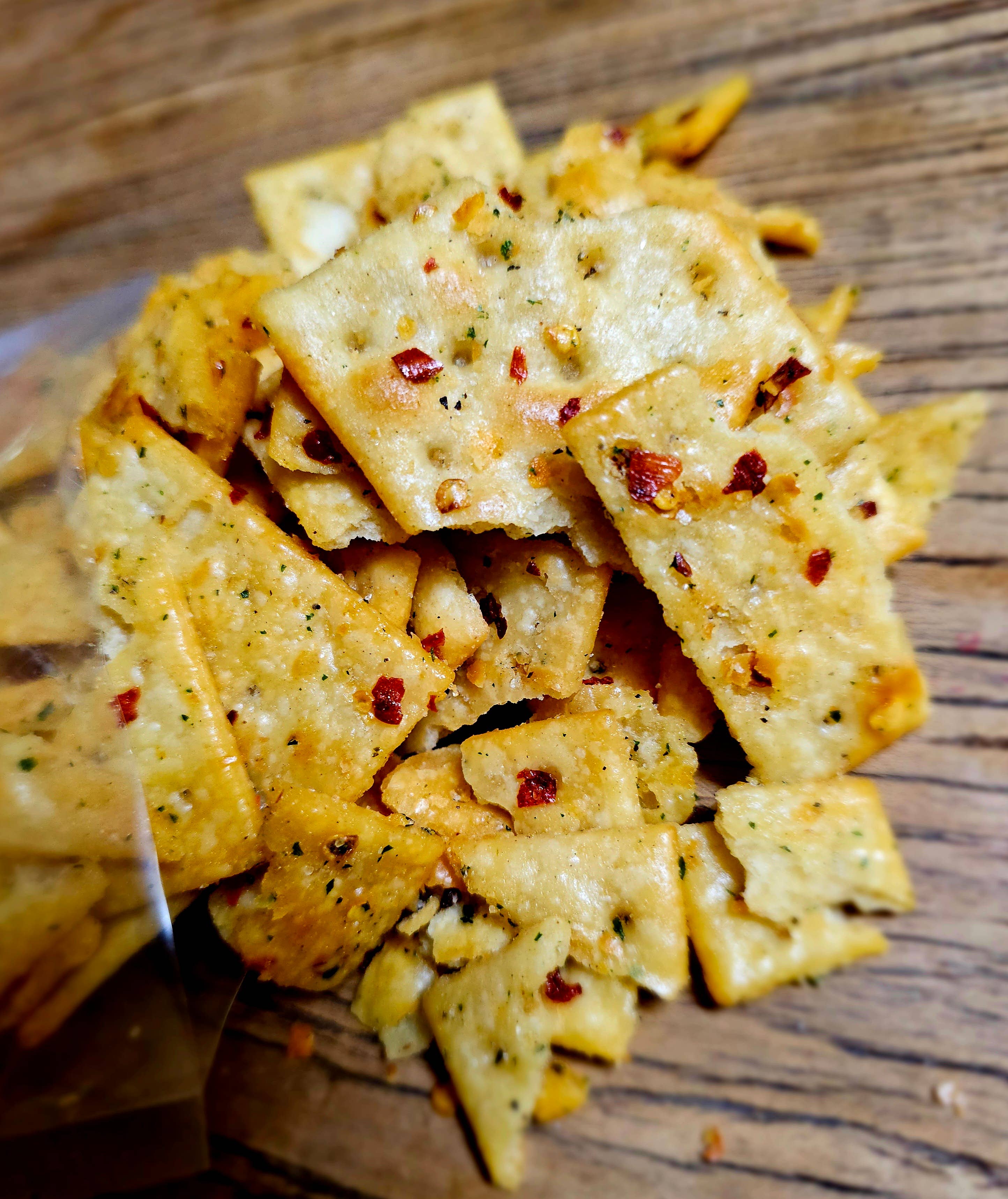 Snacker Crackers - Wholesale Crackers - Saltine Crackers Original3