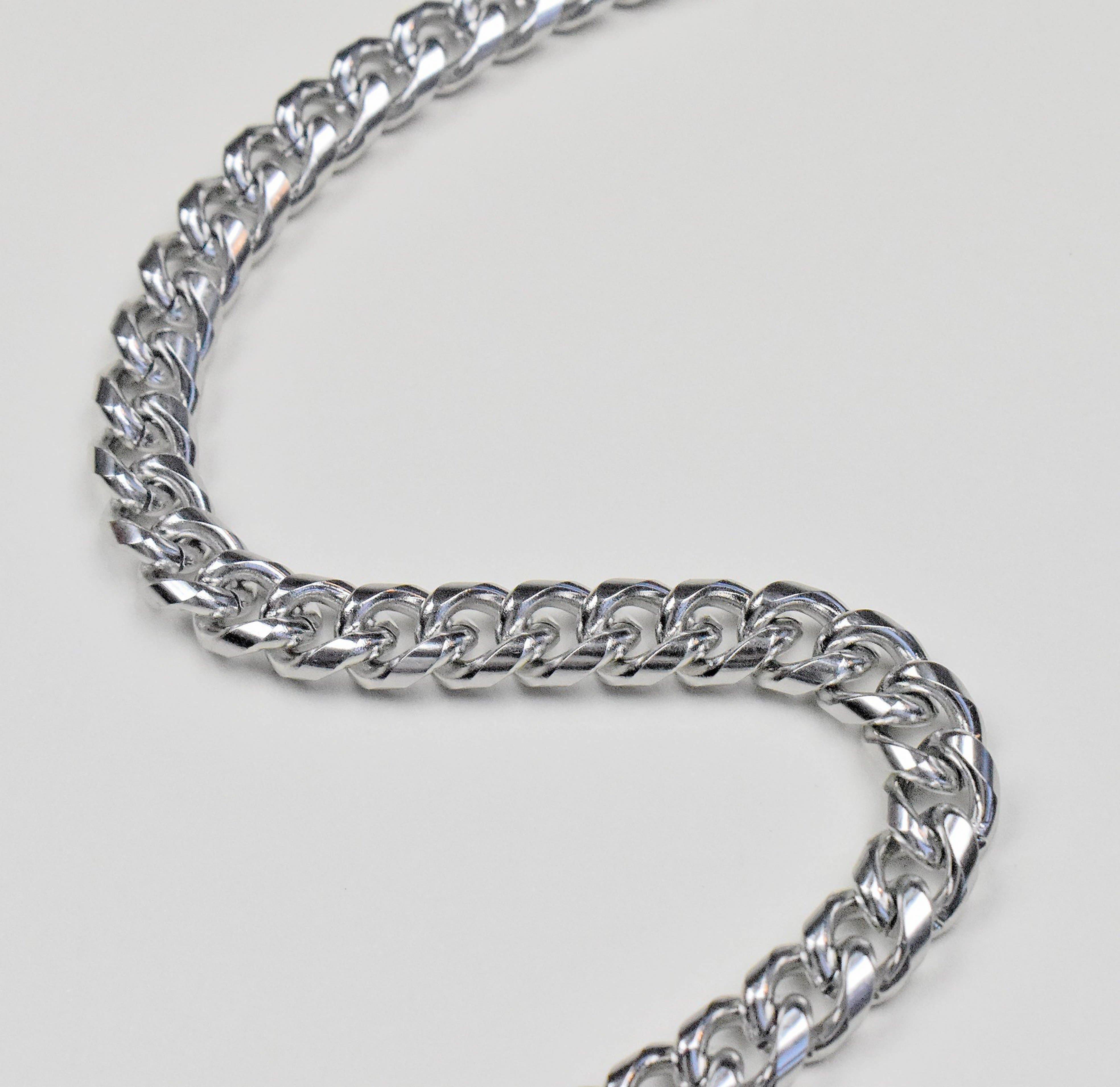 MAI DESIREE – wholesale Kedjehalsband – MURARE SILVER TROTTOARKANTEN KEDJA HALSBAND2