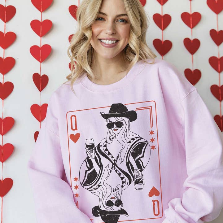 QUEEN OF HEARTS Oversized Graphic Sweatshirt for wholesale by BLUME & CO.