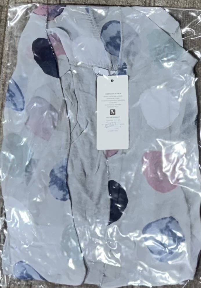 Dance in Paris – Großhandel Strickjacke – Damen – Gepunkteter Cardigan aus elastischer Viskose am Rücken und an den Ärmeln1