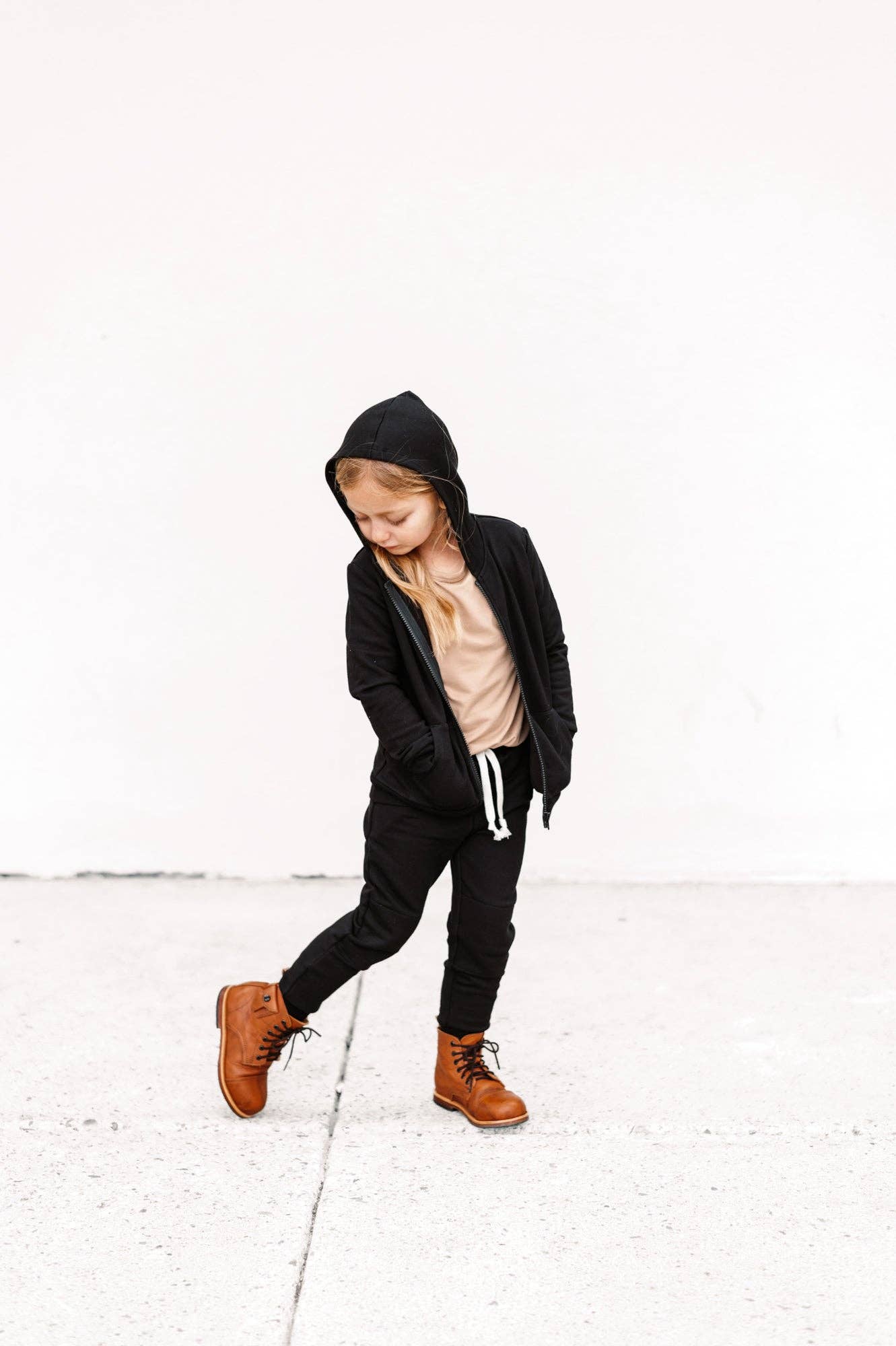 millie + roo LLC - Wholesale Lounge Sweatpants/Joggers - Kids - JOGGERS- Black Bamboo French Terry10