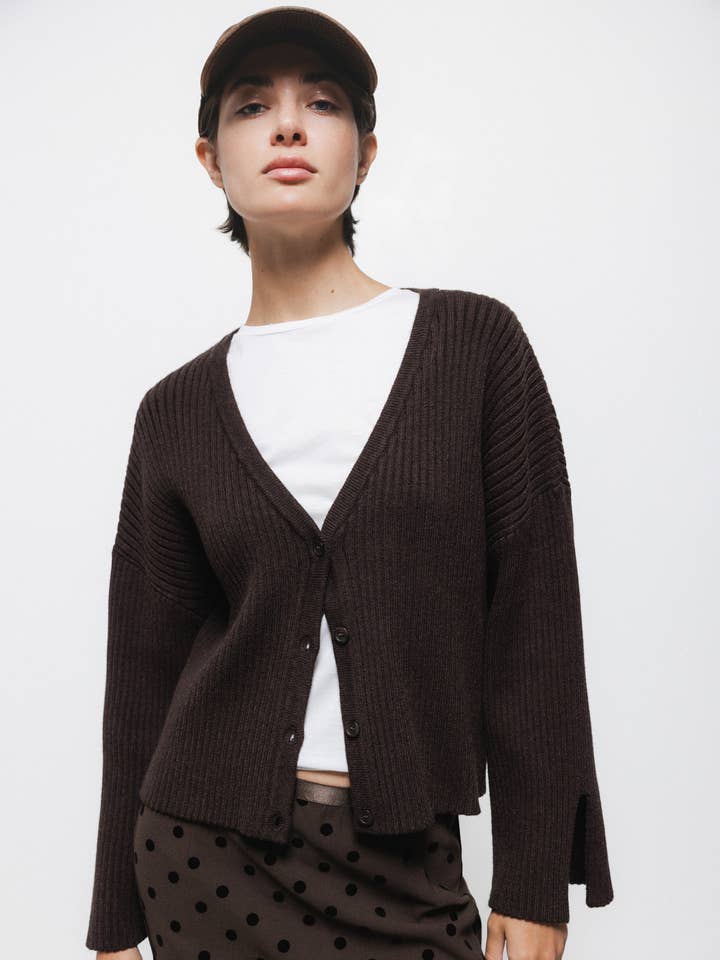 Cardigan a coste lavorato a maglia (431964-22) per la vendita all'ingrosso da parte di Lanidor