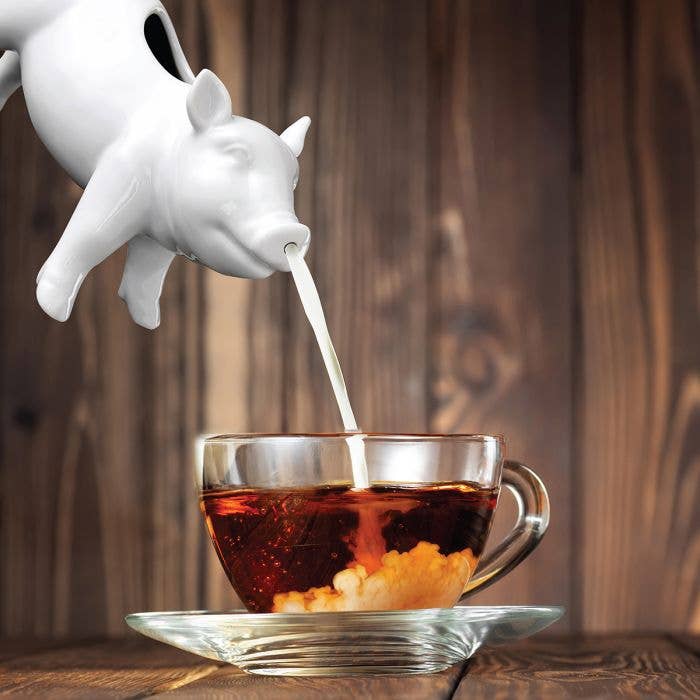 HIC - Harold Import Co. - Wholesale Kitchen Tool/Gadget - HIC Kitchen Pig Creamer With Handle, 6oz4