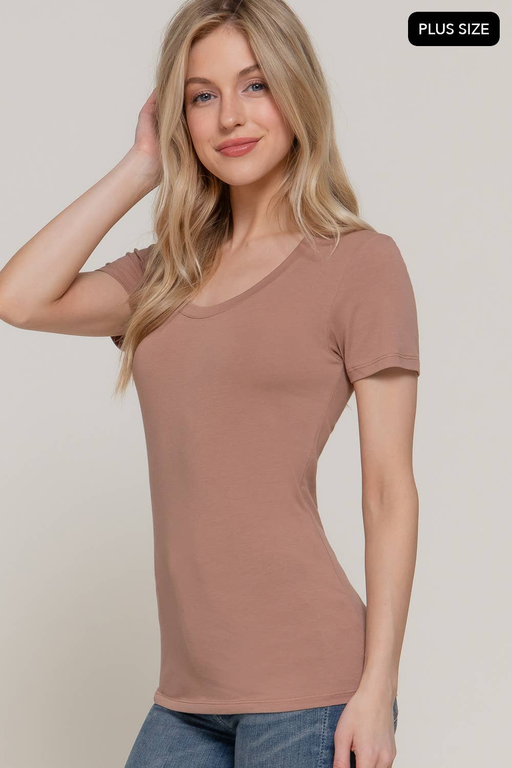 Active Basic | Active USA - Vente T-shirt – femme - [GRANDE TAILLE] Haut à manches courtes en jersey de coton à encolure dégagée15