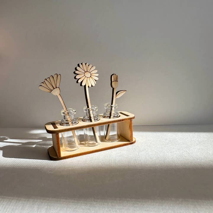 Dainty Little Tiny Things - Wholesale Electronic Diffuser - Tiny Plant Propagation Leaf Diffusers5