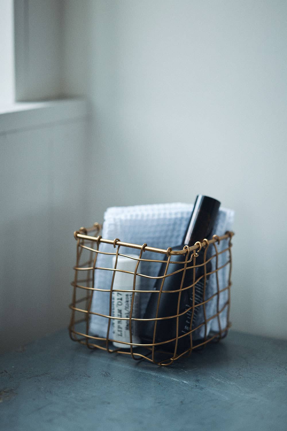Fog Linen Work – wholesale Basket – Iron Wire Basket Square0