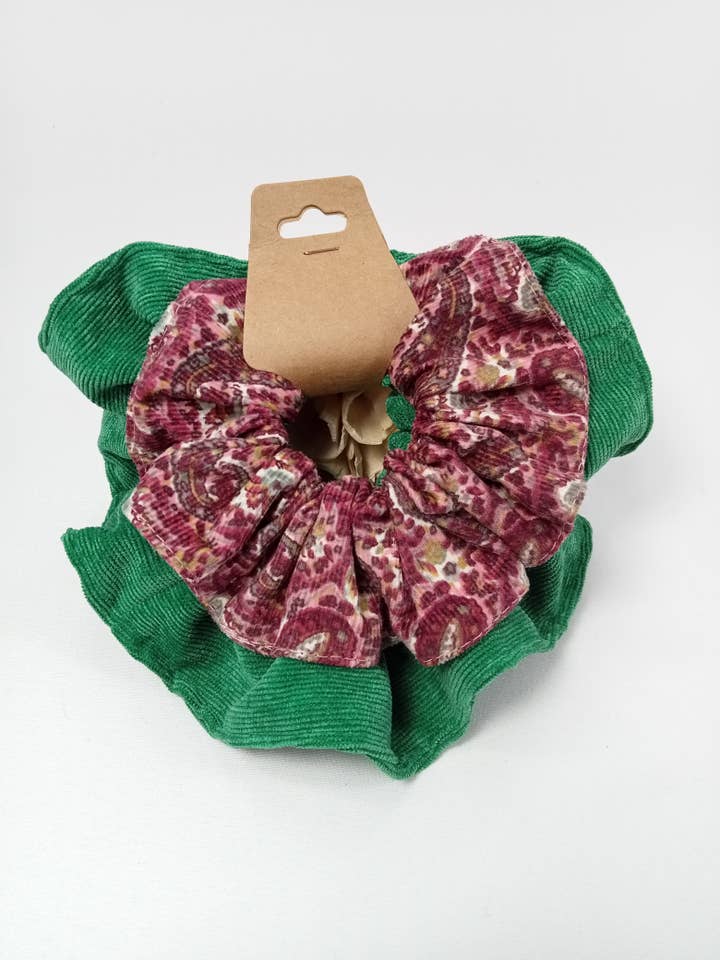 Set med två scrunchies i manchestertyg – Storlek M & XL för wholesale av ZHENZHI