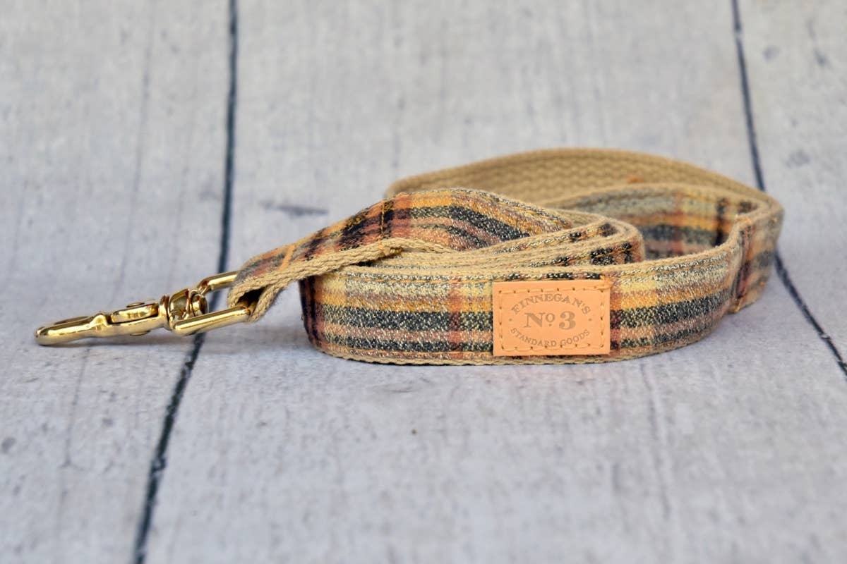 Finnegan’s Standard Goods – wholesale Bandana - Hund – Teddy Plaid Bandana3