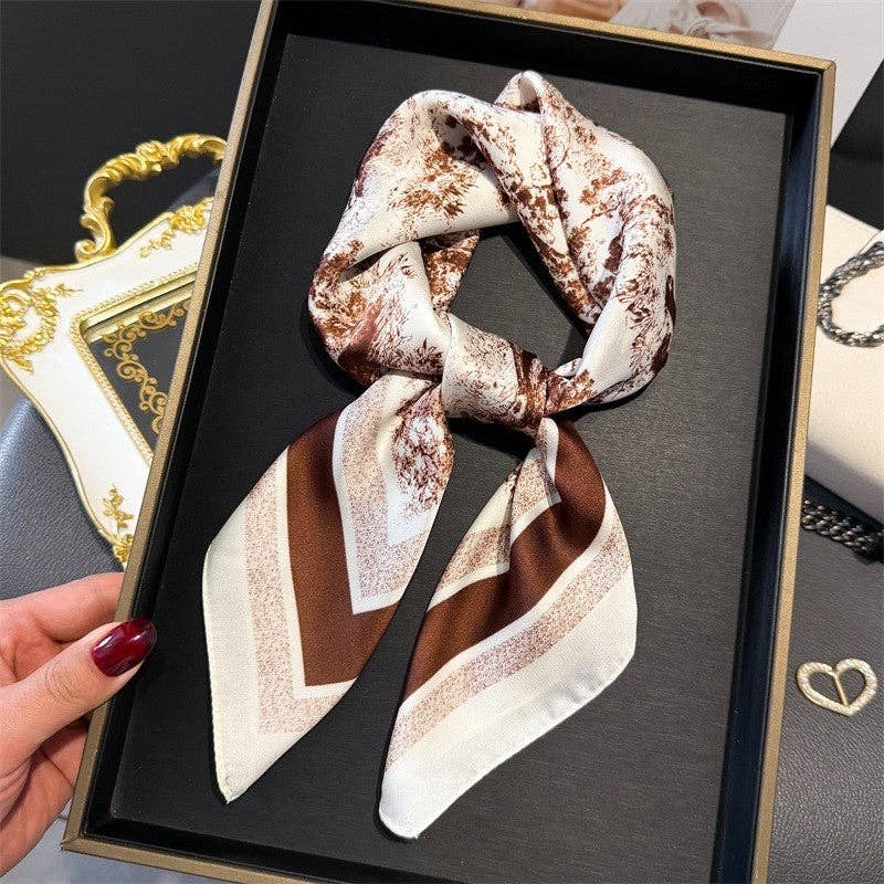 OceanusSwim - Vendita all'ingrosso Sciarpa - Donna - Foulard Quadrato con Stampa alla Moda1