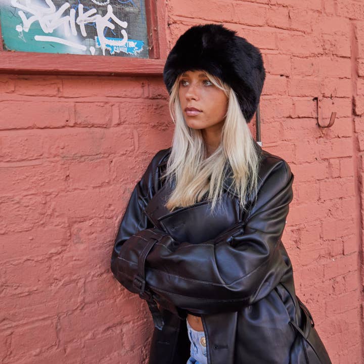 Super Fluffy Faux Fur Headband in Black for wholesale on Faire1