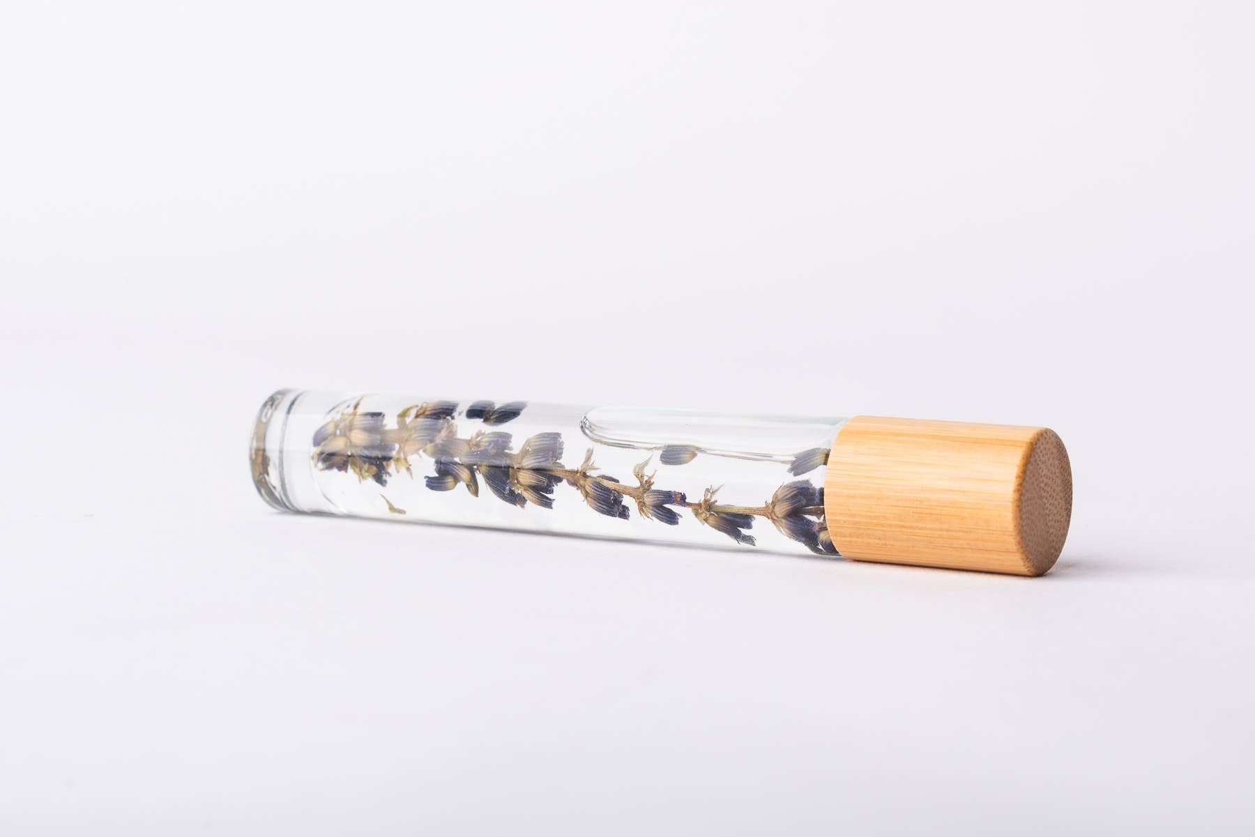 Silver Orange - Vente Rouleau beauté/visage - Flacons à rouleau botaniques biologiques, vides avec de vraies fleurs8