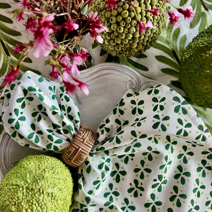 Christina Dickson Home - Wholesale Dinner & Cloth Napkin - Petals Napkins in Green- Set of 44