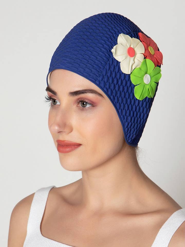 Blauer Vintage-Badehaube mit 3 Blumen, Modell 503 für den Großhandel von KORES ACCESSORIES