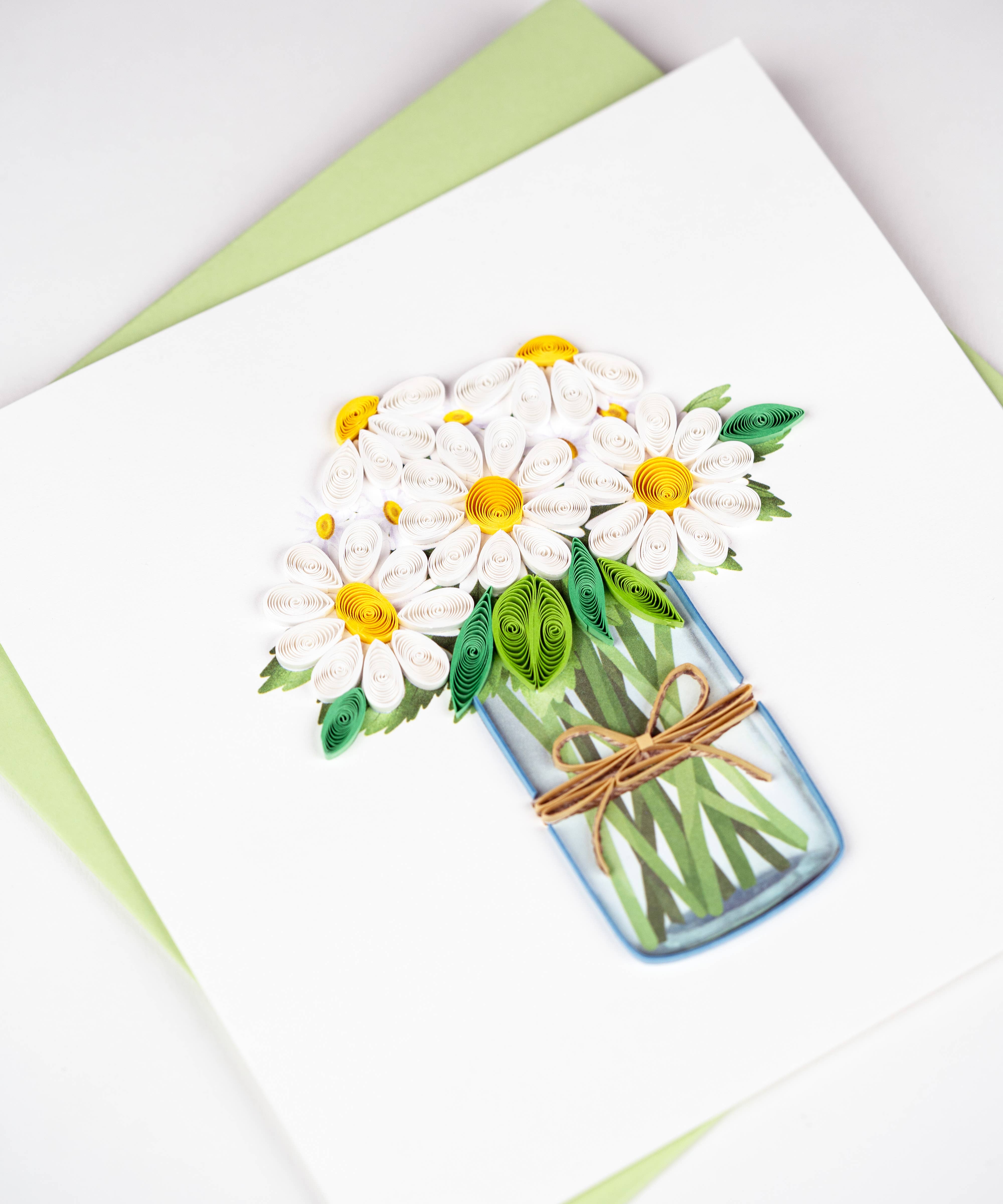 Quilling Card – wholesale Vardagliga hälsningskort – Vita tusenskönor i burk1