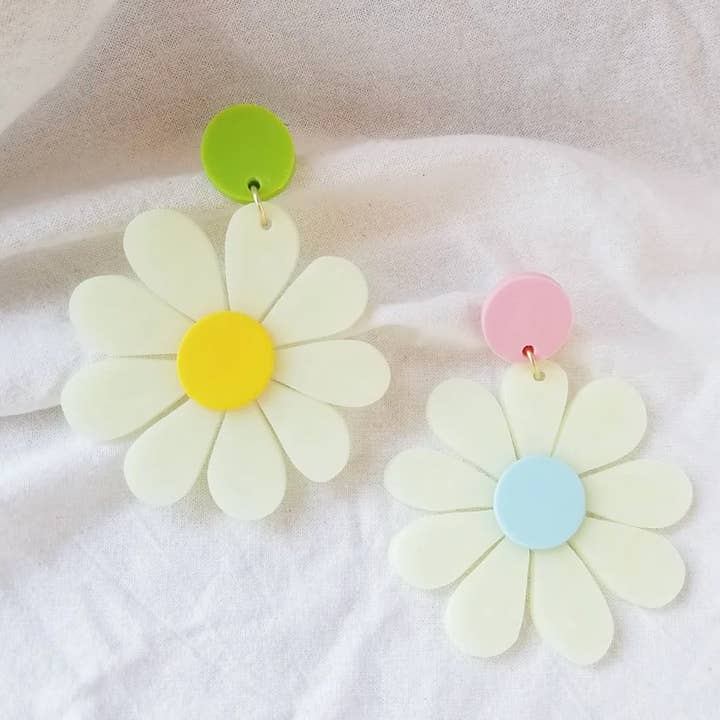 Hippie earrings - glow in the dark for wholesale by Chungawawa