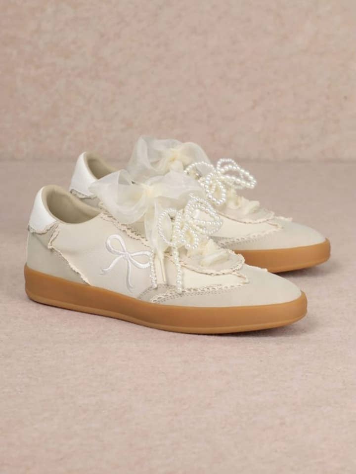 CCOCCI - Wholesale Lifestyle Sneakers - Women's - JULIE RIBBON EMBROIDERY LACE EDGE DETAIL SNEAKERS