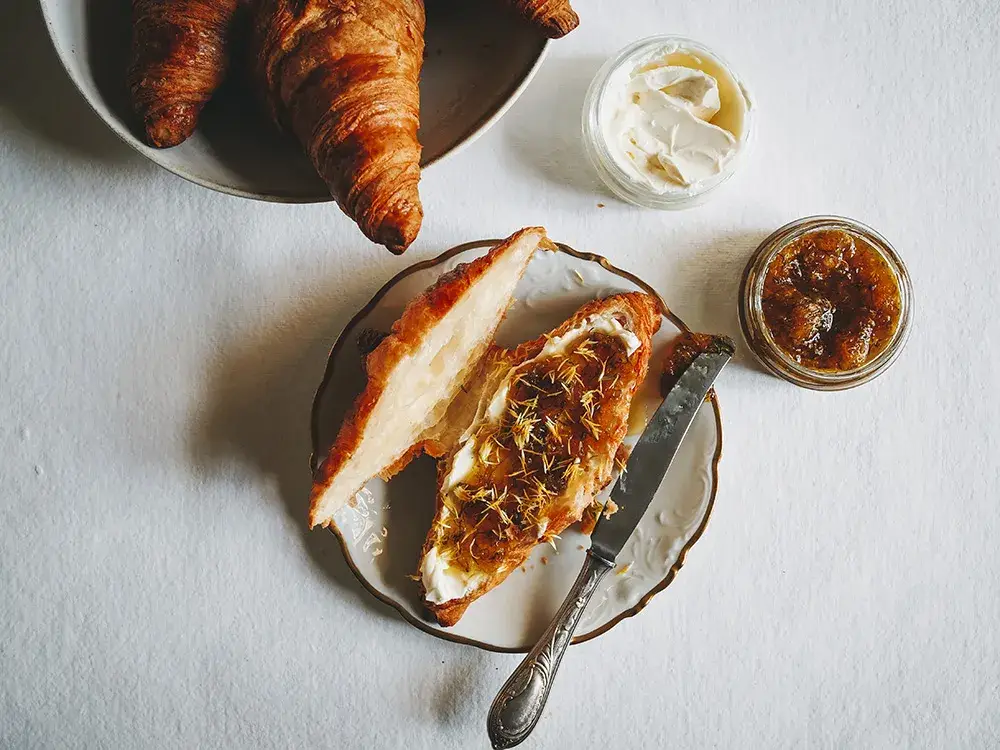 Cozy Publishing - Wholesale Cookbooks & Food - Flowers On A Plate6