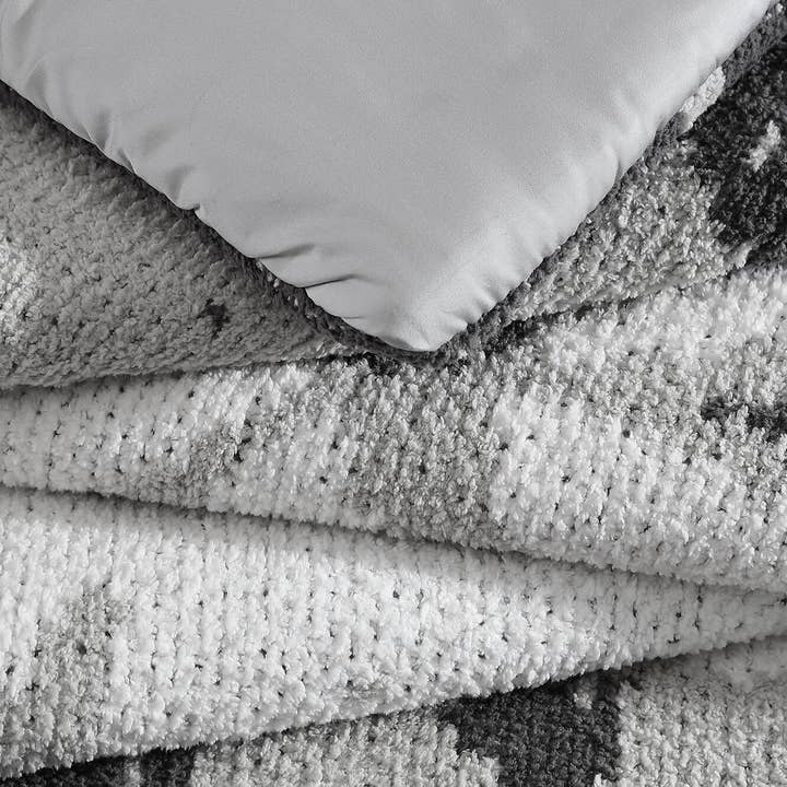 Sunday Citizen - Wholesale Down Comforter - Double Snug Pixel Comforter5