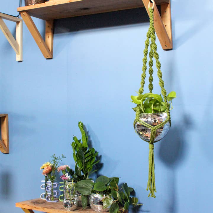 Vaso sospeso a forma di palla da discoteca (15 cm) per la vendita all'ingrosso da parte di The Garden Party