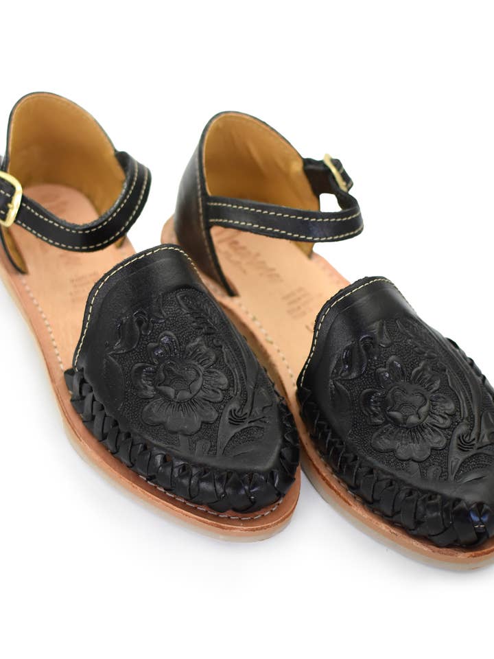 Macarena Collection Womens Shoes Leather Sandals 911 Black for wholesale by Macarena Collection