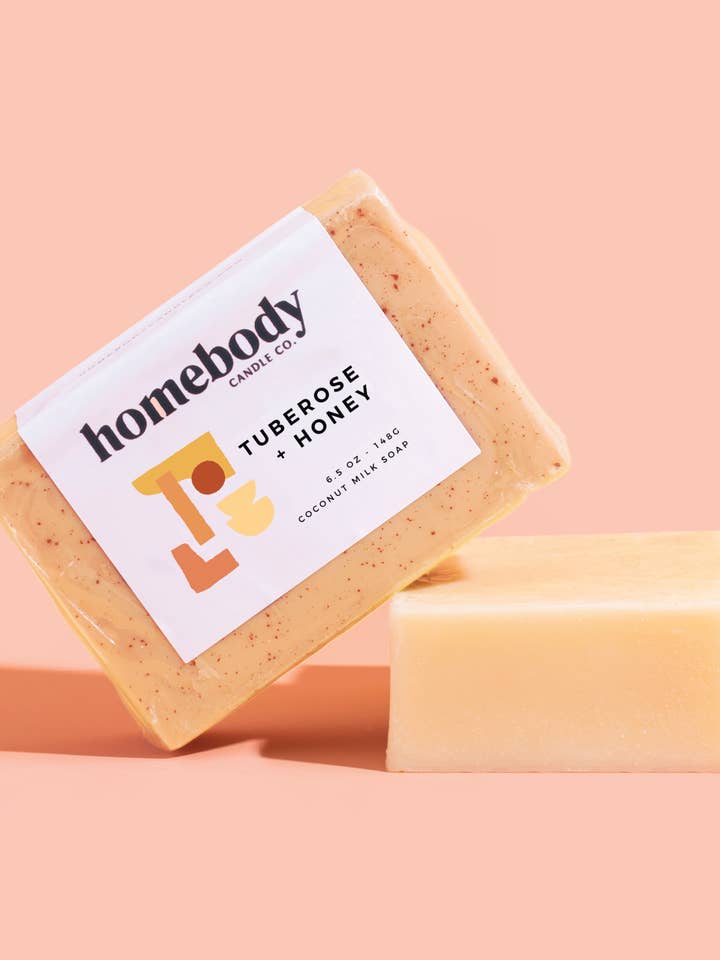 Tubéreuse + Miel • savon au lait pour la vente par Homebody Candle Co.