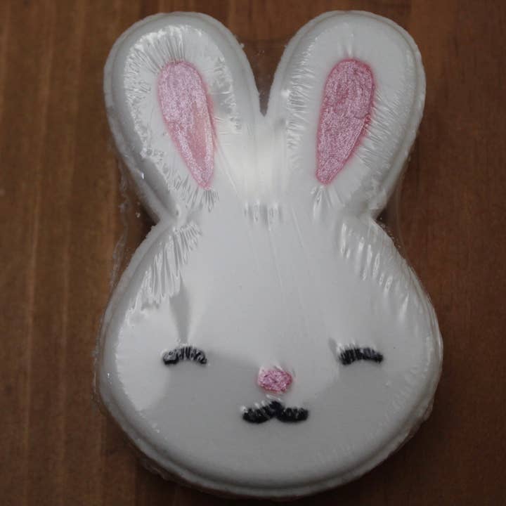 Wicked Bubbles LLC - Wholesale Bath Bomb/Fizz - Bunny Bath bomb - 5.5 oz - Fairy Dust Scent8