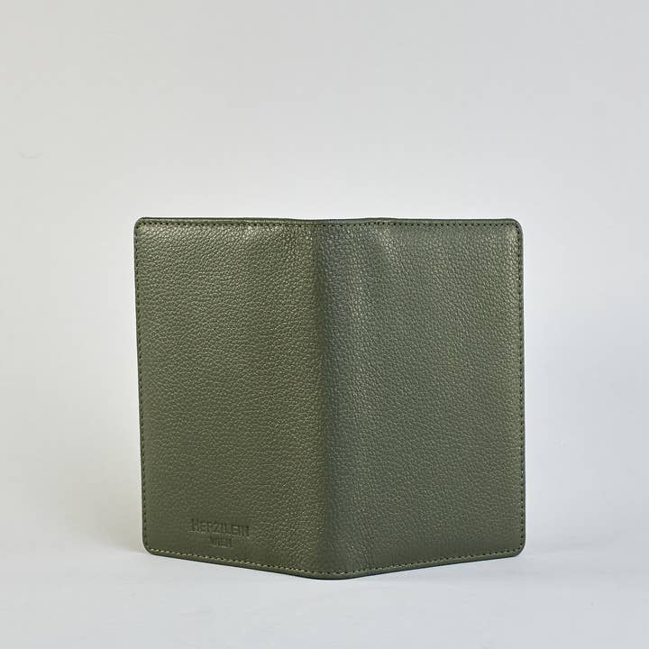 Herzilein-Wien GmbH - Wholesale Passport Case - Women's - Passhülle Leder 59