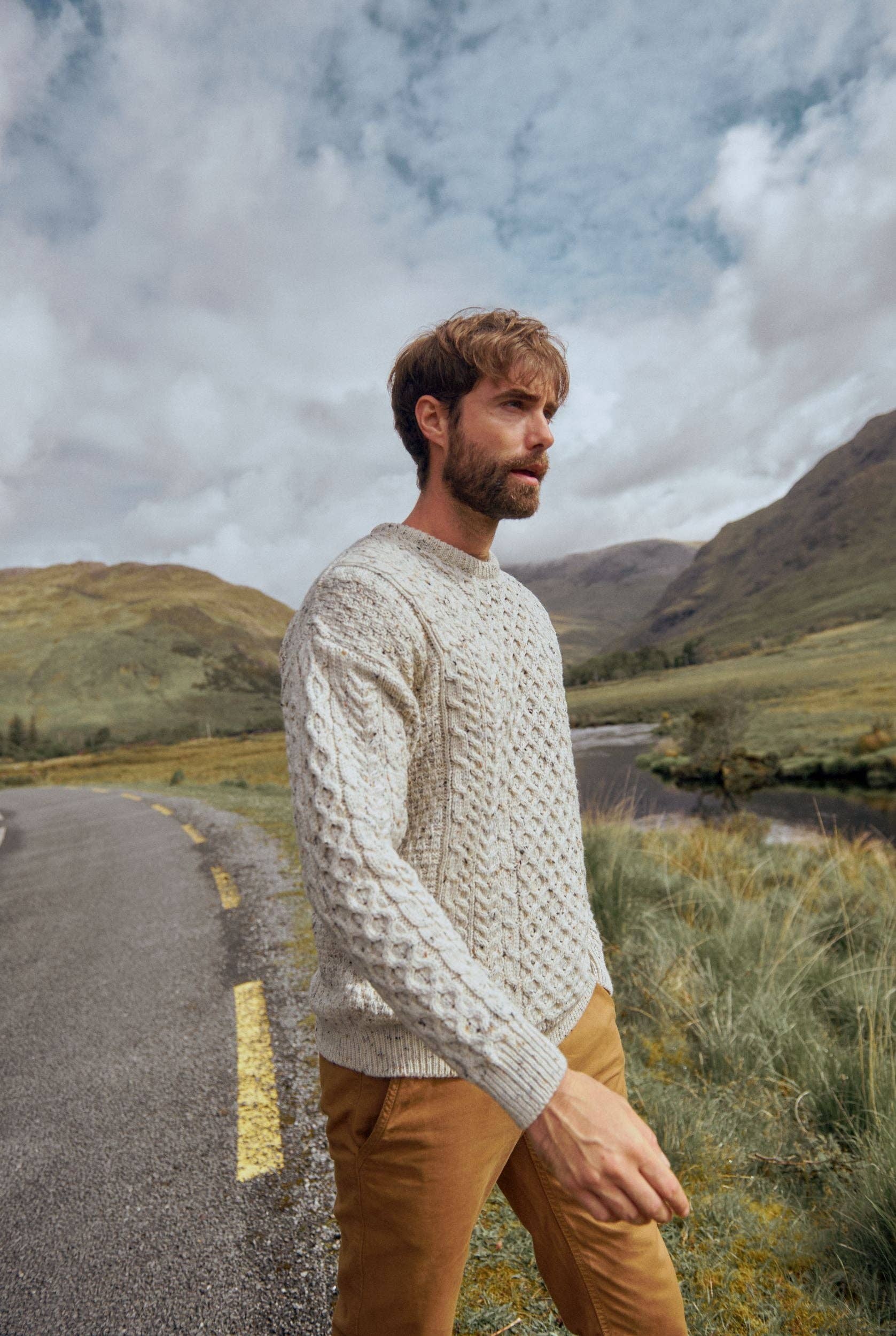 Aran Woollen Mills - Wholesale Knit Sweater - Men's - Inisheer Traditional Mens Aran Sweater - Flecked Cream