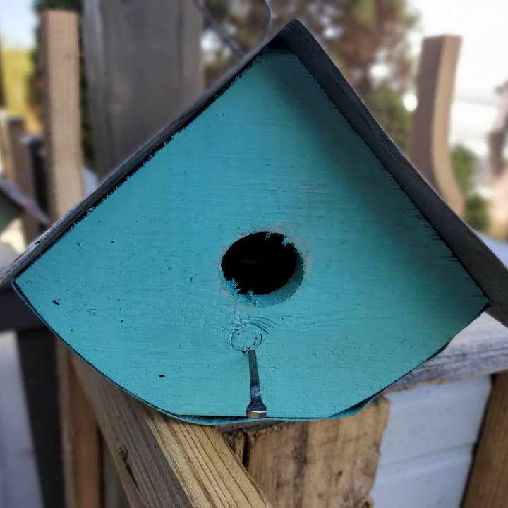 Flying Heart Threads - Wholesale Bird House - Reclaimed Wood and Metal Wren House Flat Bottom (SM11B)7