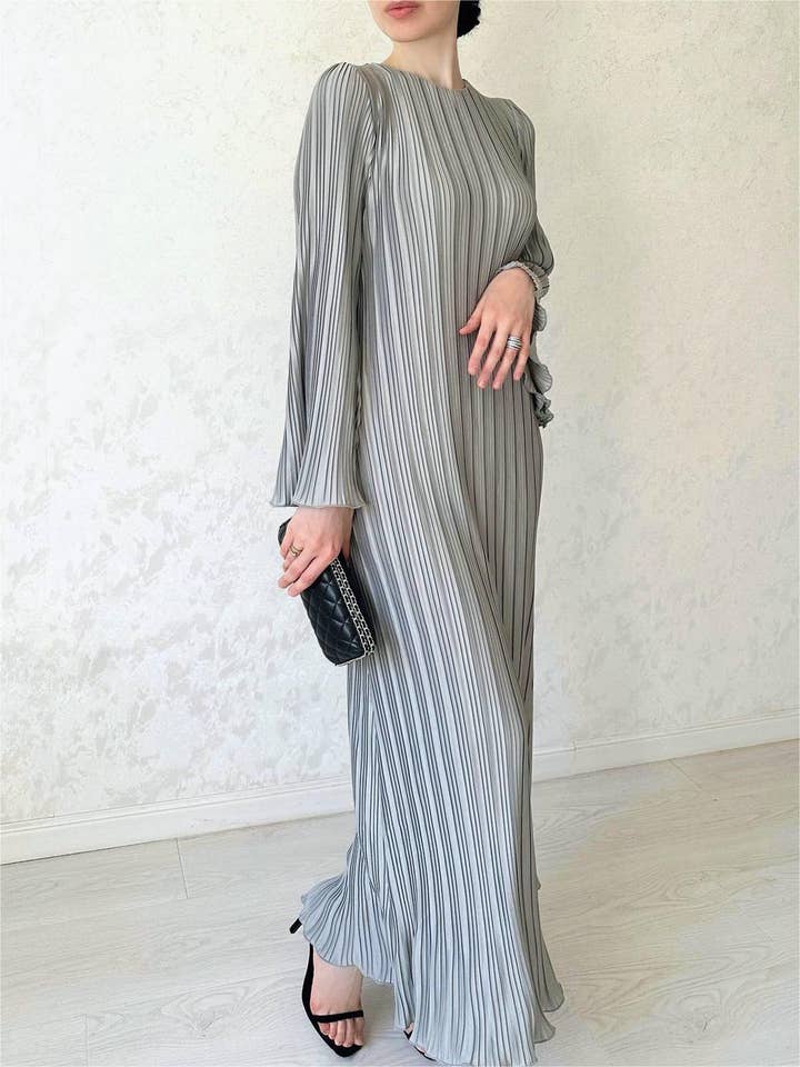 Rosa Clothing - Wholesale Dress - Women's - Long-sleeved pleated elegant maxi dress