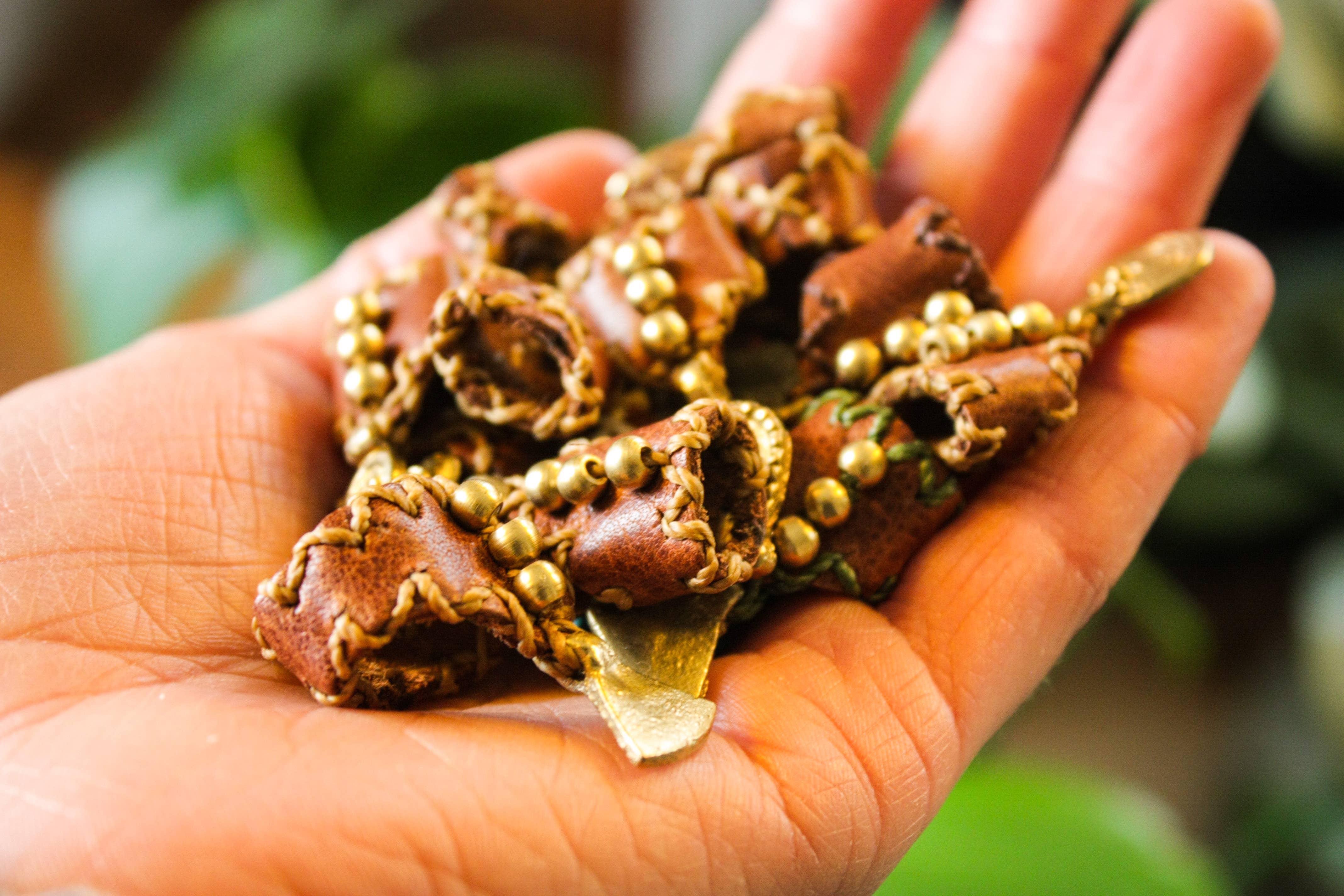 Nomadu - Wholesale Hair Tie - Leather and brass dreadlock bead with charm » Handmade4