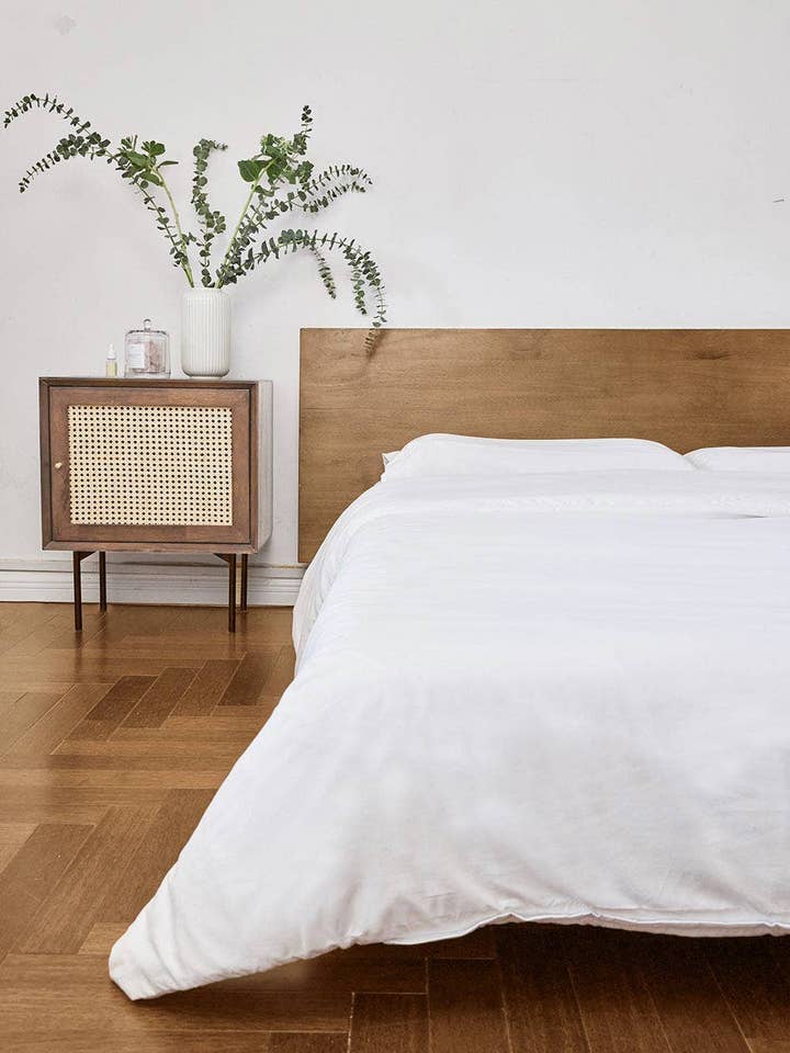 White Essential Duvet Cover Set for wholesale by NAP