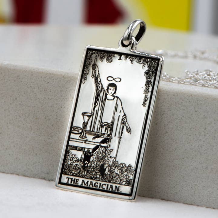 The Magician Tarot gegraveerde hanger van 925 sterling zilver voor wholesale door DreamedBy