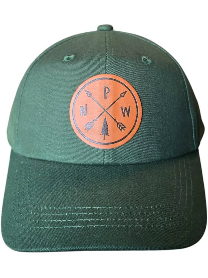 Bonnet PNW Arrows avec écusson en cuir pour la vente par PNW Apparel