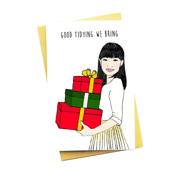 Boas notícias que trazemos... Cartão de Natal engraçado de Marie Kondo por atacado de Nocturnal Paper