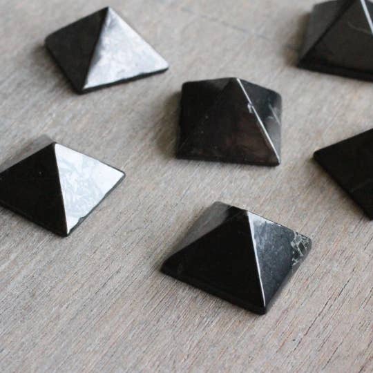 Keystone Crystals - Wholesale Spiritual Stone/Crystal - Shungite 30mm Pyramid3