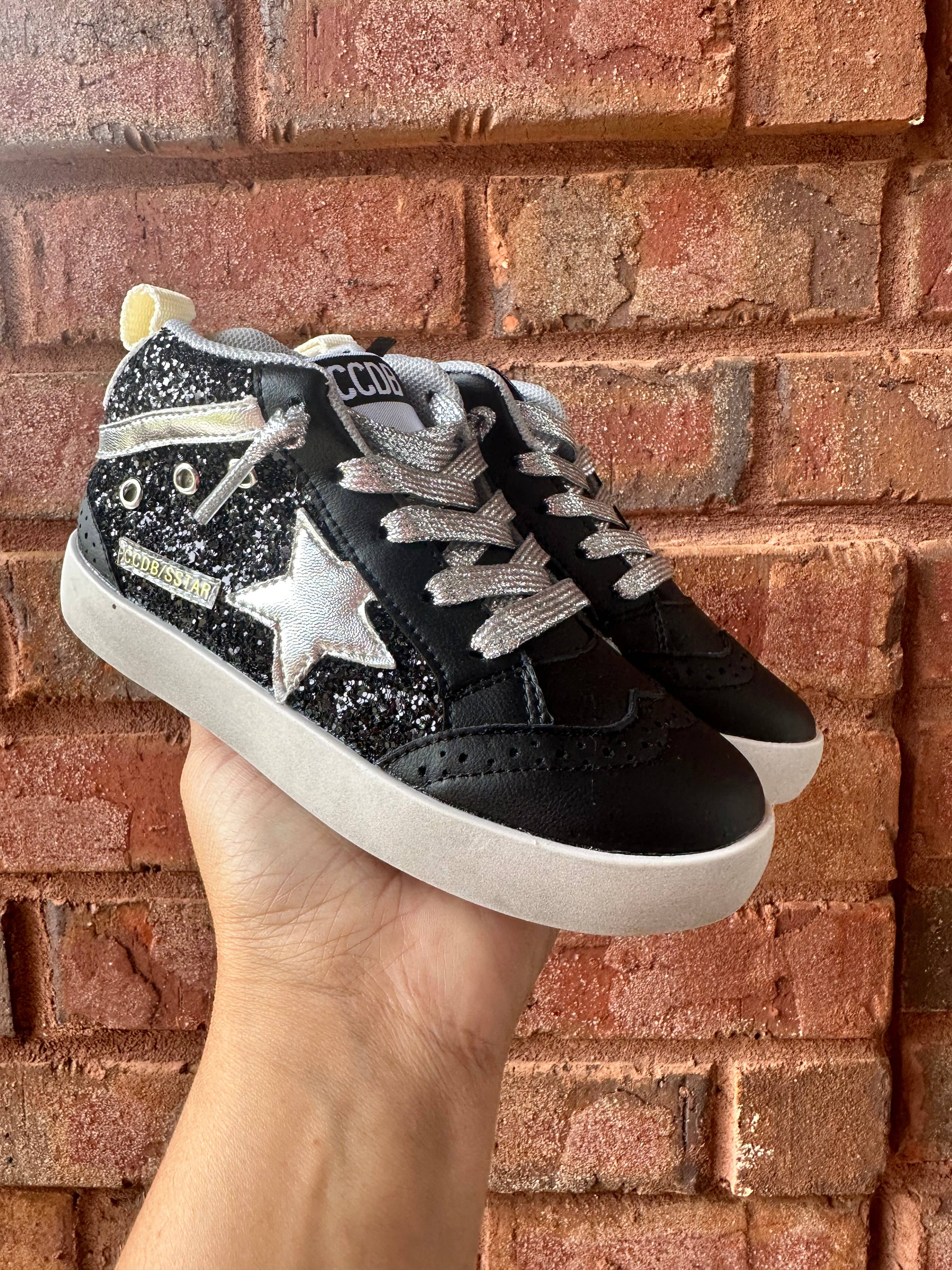 Torn and Trendy - Wholesale Lifestyle Sneakers - Kids - High Top Black Star Sneaker2