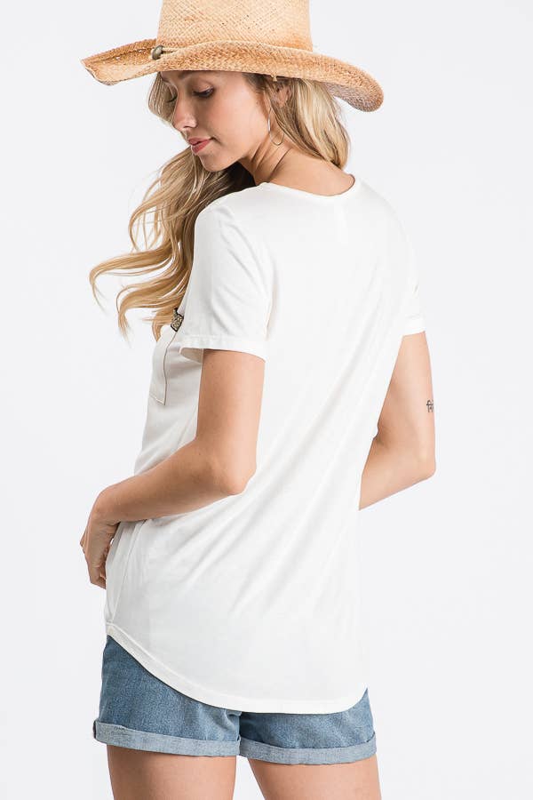 7th Ray - Venta al por mayor Camiseta - Mujer - Top de manga corta con cuello en V sólido, ribete de lentejuelas y bolsillo frontal T316217