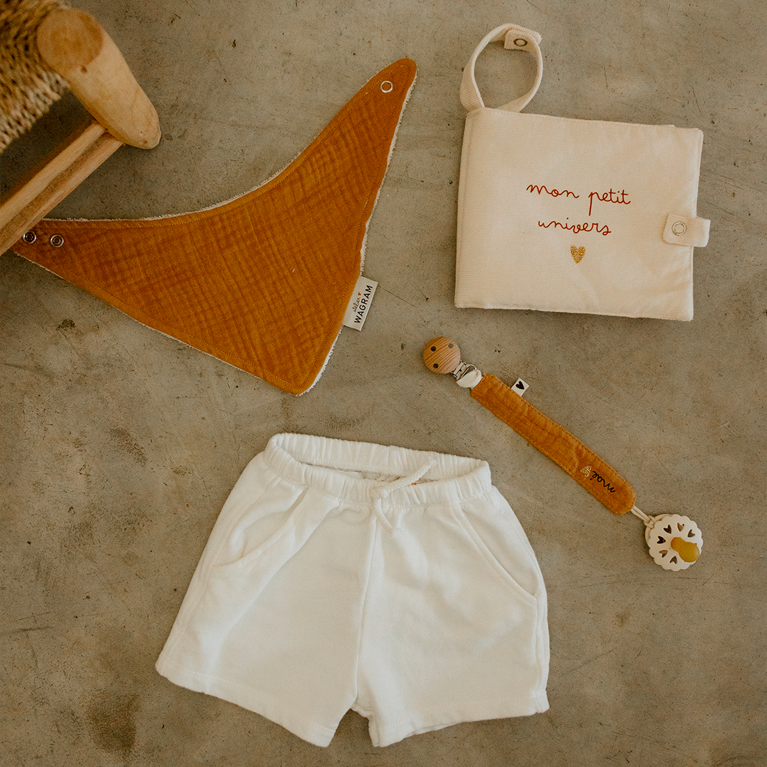 Atelier Wagram – wholesale Bandana bib – Bandana bibs19