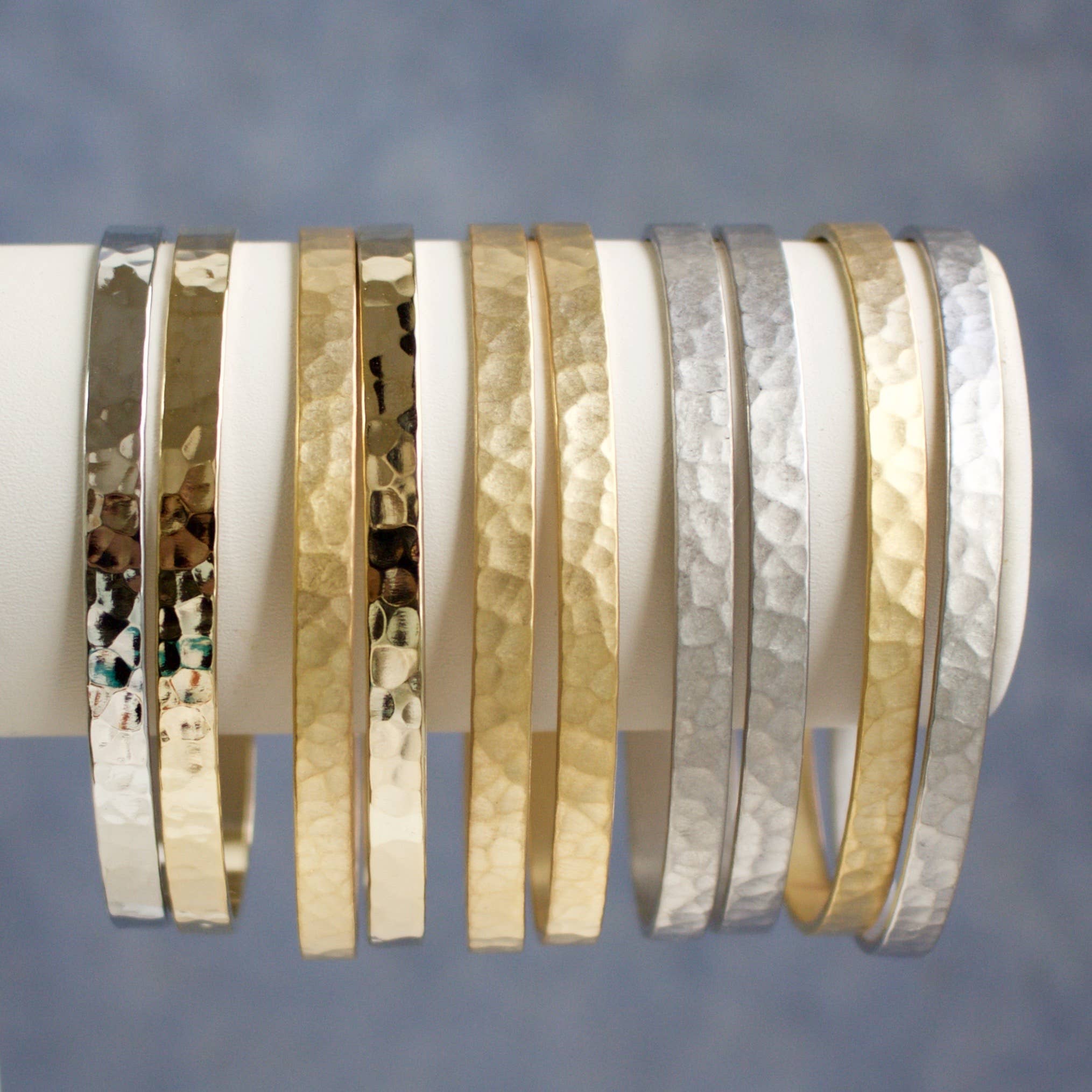 a.v. max - Wholesale Cuff Bracelet - Hammered 3/16" Wide Cuff Set|2 Pcs|Gold|Silver|Mat|Shiny0
