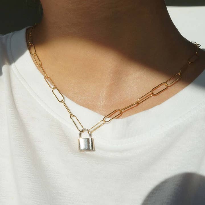 KOZAKH - Wholesale Pendant/Charm Necklace - Locklyn Necklace2