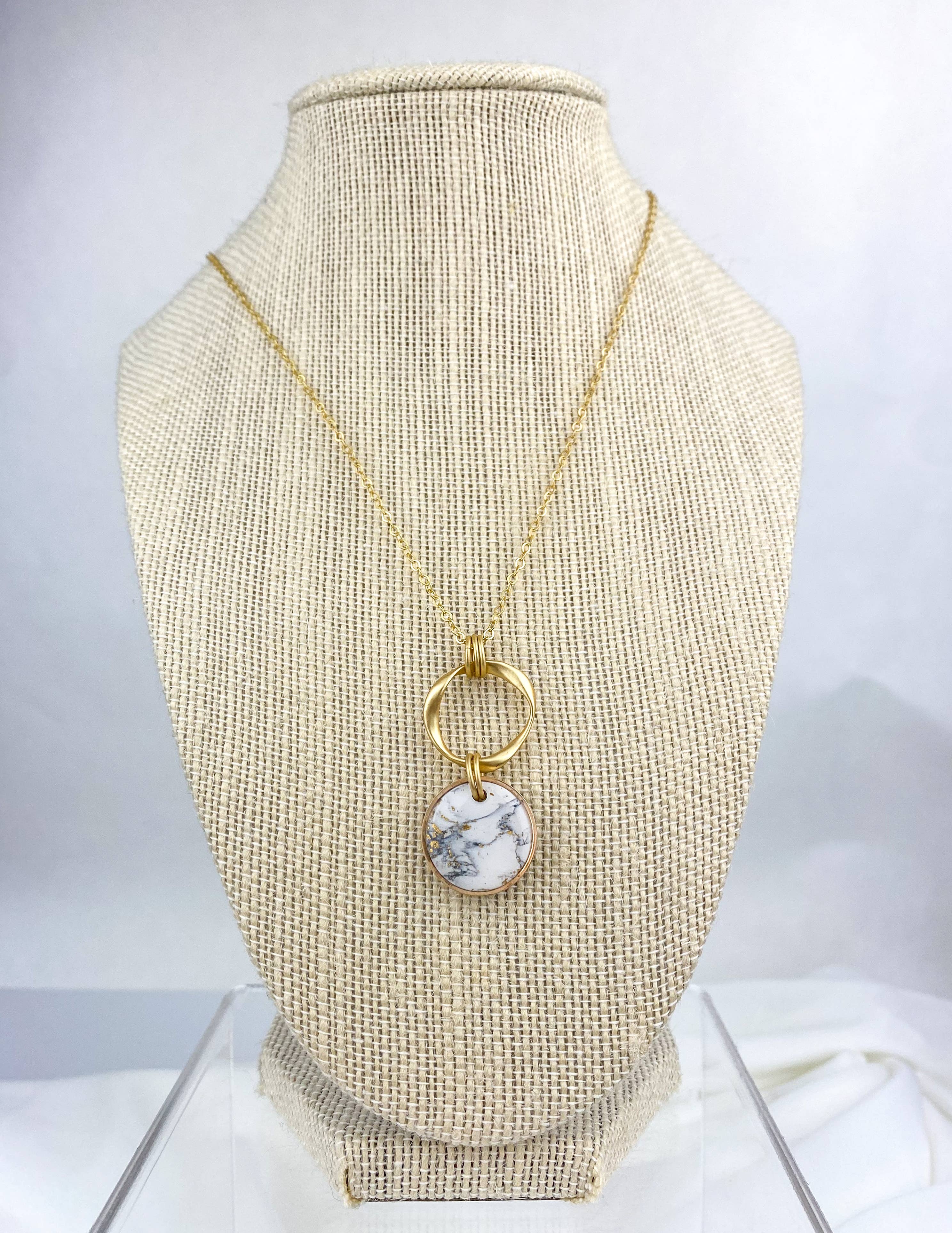 Light Shine - Wholesale Pendant/Charm Necklace - Maria Clay Necklace | Marble Look Statement Necklace | Gold2