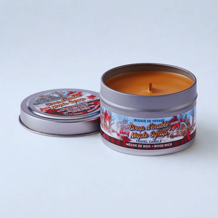 Seracon – Engroshandel Rejsestearinlys – Ahornsiruplys i super mini rejsebeholder (TRÆ) - SØLV0