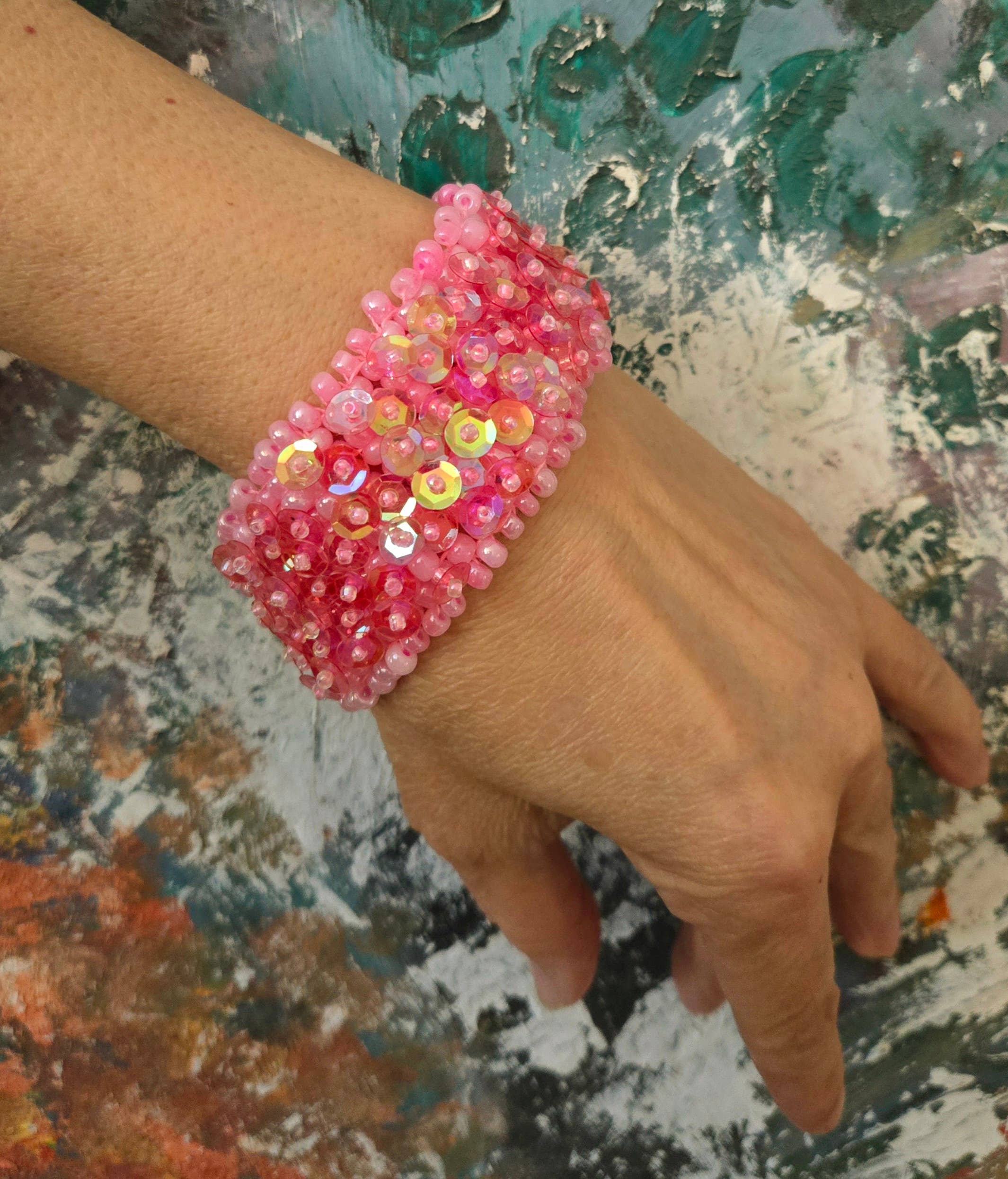 Fiona Accessories - Wholesale Beaded Bracelet - Sequin Handmade Beaded Bracelet button closure (mix)10