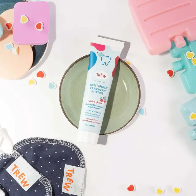 Trew Cosmetic - Wholesale Toothpaste - Toothpaste Fresh Frosted Cherry 100% Natural & Vegan : Bulk2