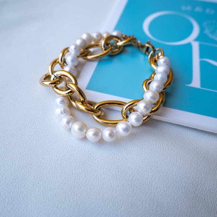 PERLE - Bracciale in oro con perle di fiume per la vendita all'ingrosso da parte di OE!